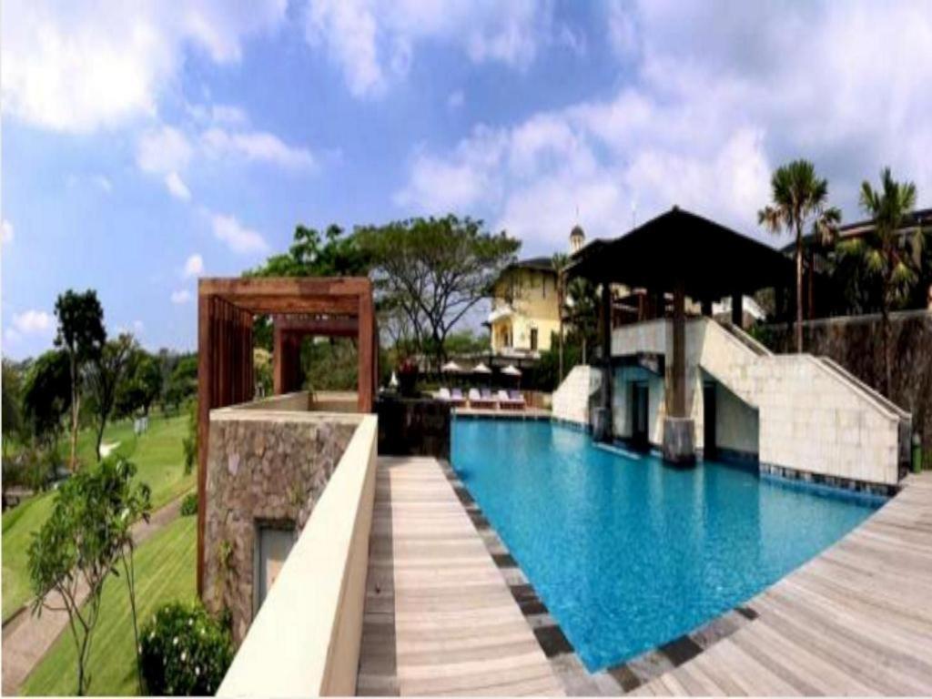 ทามัน ดายู กอลืฟ คลับ แอนด์ รีสอร์ต Hotel Prigen ภายนอก รูปภาพ