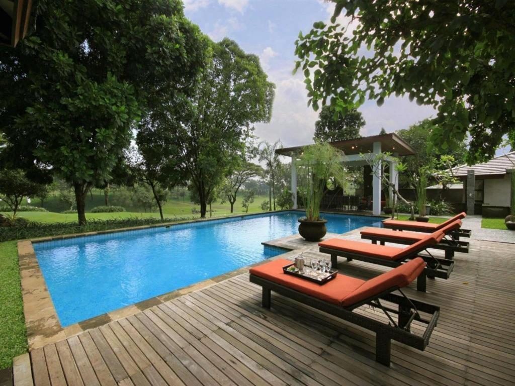 ทามัน ดายู กอลืฟ คลับ แอนด์ รีสอร์ต Hotel Prigen ภายนอก รูปภาพ
