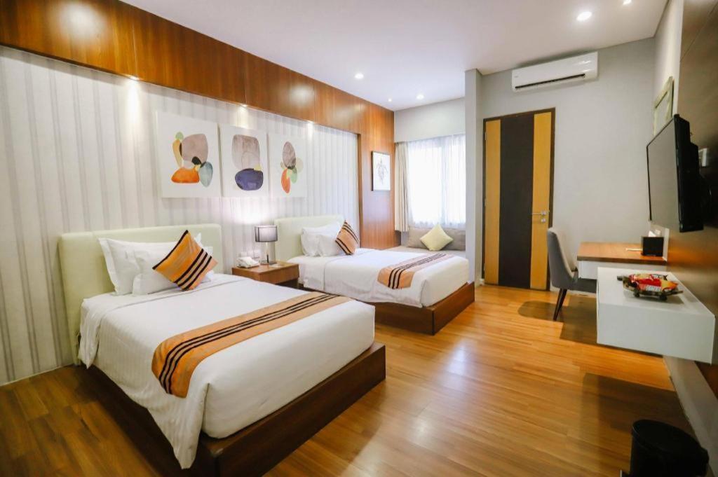 ทามัน ดายู กอลืฟ คลับ แอนด์ รีสอร์ต Hotel Prigen ภายนอก รูปภาพ